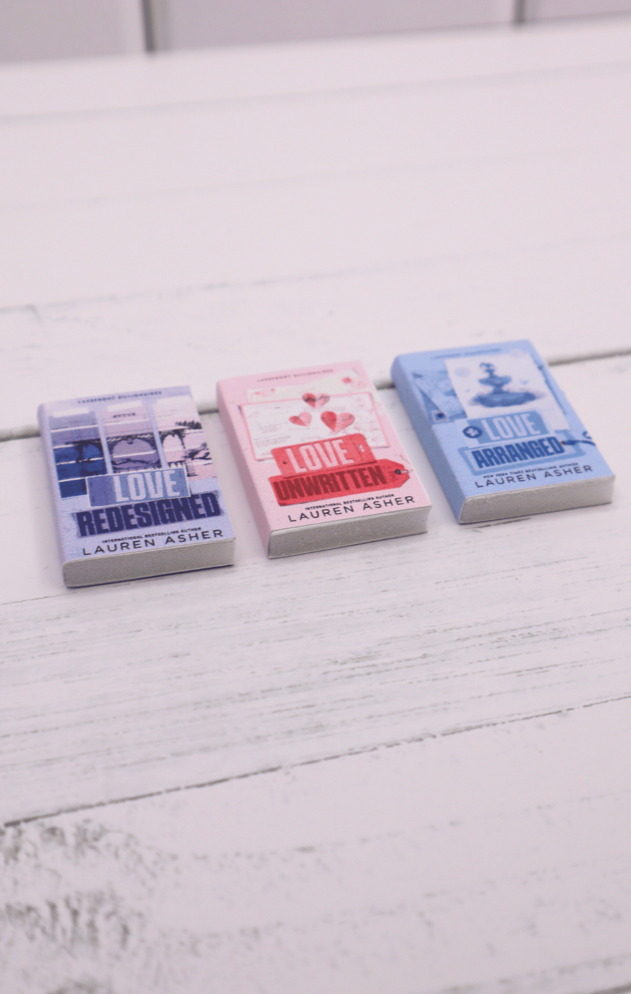 Mini Books - Lakefront Billionaires